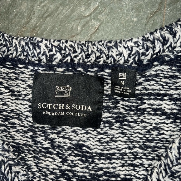 BARELY WORN! Oversized Super thick sweater bought in London. Fits like a Size L. - Picture 2 of 3